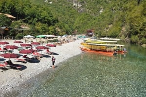 Do centro de Shkodra: cruzeiro pelo rio Shala - passeio de autocarro e barco