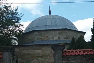 スコピエからプリズレンとプリシュティナ、アルバニアのオプト・クケス、1日