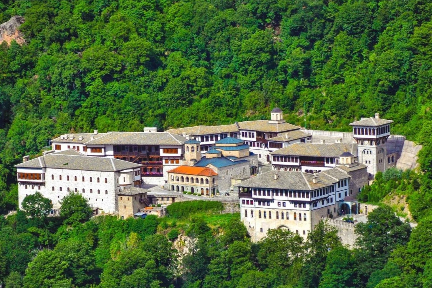 From Tirana: 2-Day North Macedonia Tour Ohrid, Skopje & more