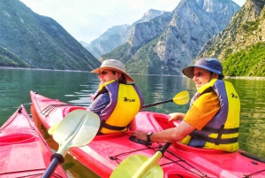 Da Tirana: tour escursionistico di 3 giorni sul lago Koman, Valbona e Theth