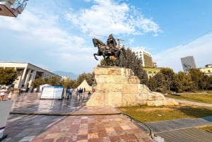 Da Tirana, tour di 3 giorni: Albania, Macedonia e Kosovo