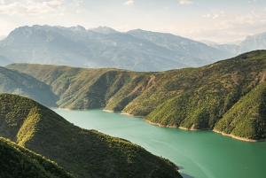 Från Tirana: 9-dagars äventyrsresa i Albanska Alperna