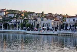 Au départ de Tirana : Visite de la ville de Berat, classée au patrimoine de l'UNESCO, et du lac Belshi