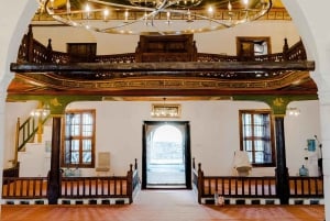 Vanuit Tirana: dagtour naar Berat met toegang tot het kasteel