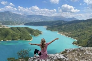 Tiranasta: Bovilla Lake Adventure & Hiking päiväretki