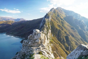 Fra Tirana: Bovilla-søen, Gamti-bjerget og Kruja dagstur