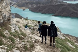 Från Tirana: Dagsutflykt med vandring i Bovillasjön och Gamtibergen