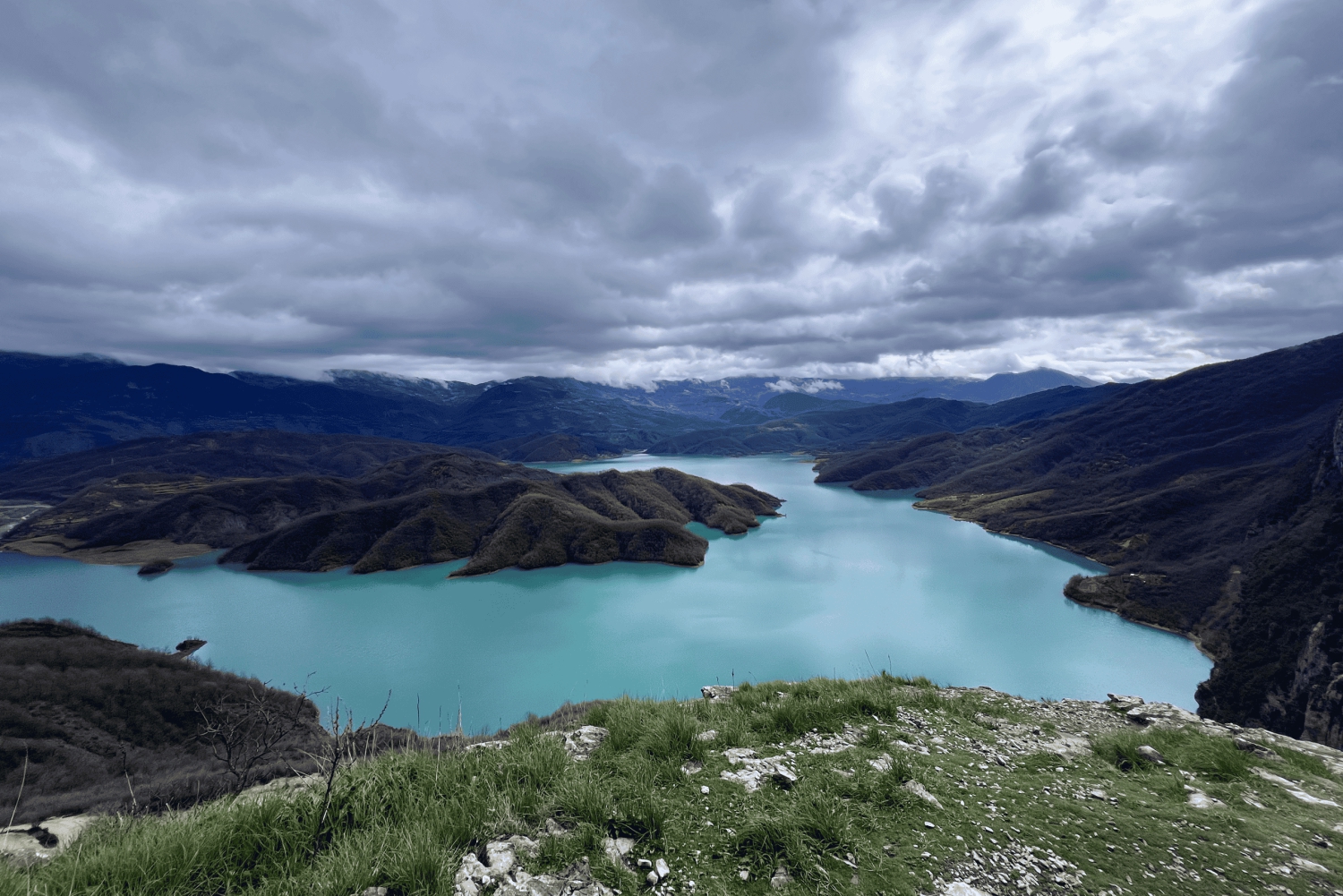 Из Тираны: поход к озеру Бовилла и горе Гамти