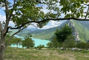 ИЗ ТИРАНЫ: Поход на озеро Бовилла и гору Гамти