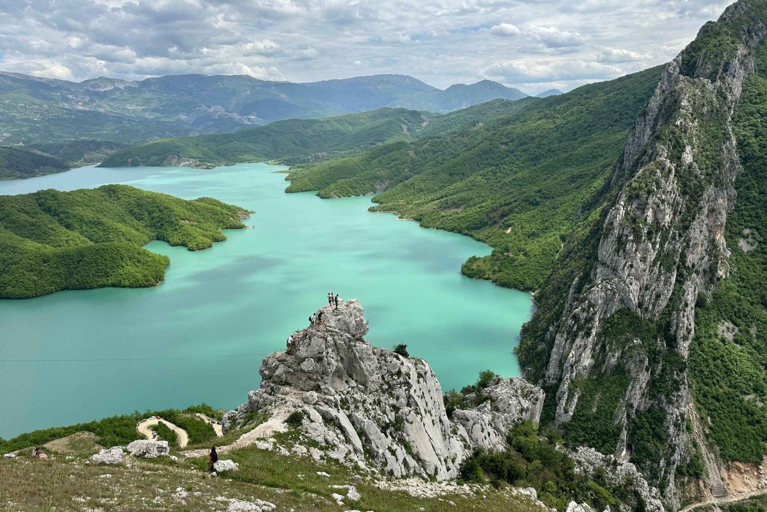 From Tirana: Bovilla Lake & Gamti Mountain day tour
