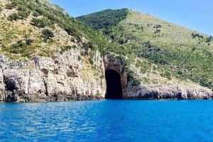 Från Tirana & Durres: Båttur till Sazani Island & stränder