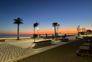 Fra Tirana: Durres by- og stranddag med parasoll inkludert.