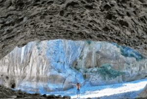 Au départ de Tirana/Durres : Excursion d'une journée : Canyon de Holta/Banja/Lac Belshi