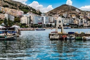 Depuis Durrës/Golem : le château de Berat et le vieux bazar