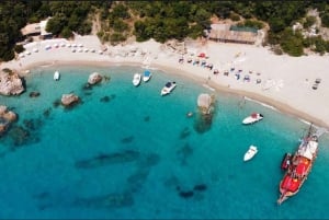 Depuis Durrës/Golem : le château de Berat et le vieux bazar