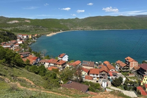 Vanuit Tirana/Durres: Korca, Voskopoja, Pogradec,Lin Dagtocht