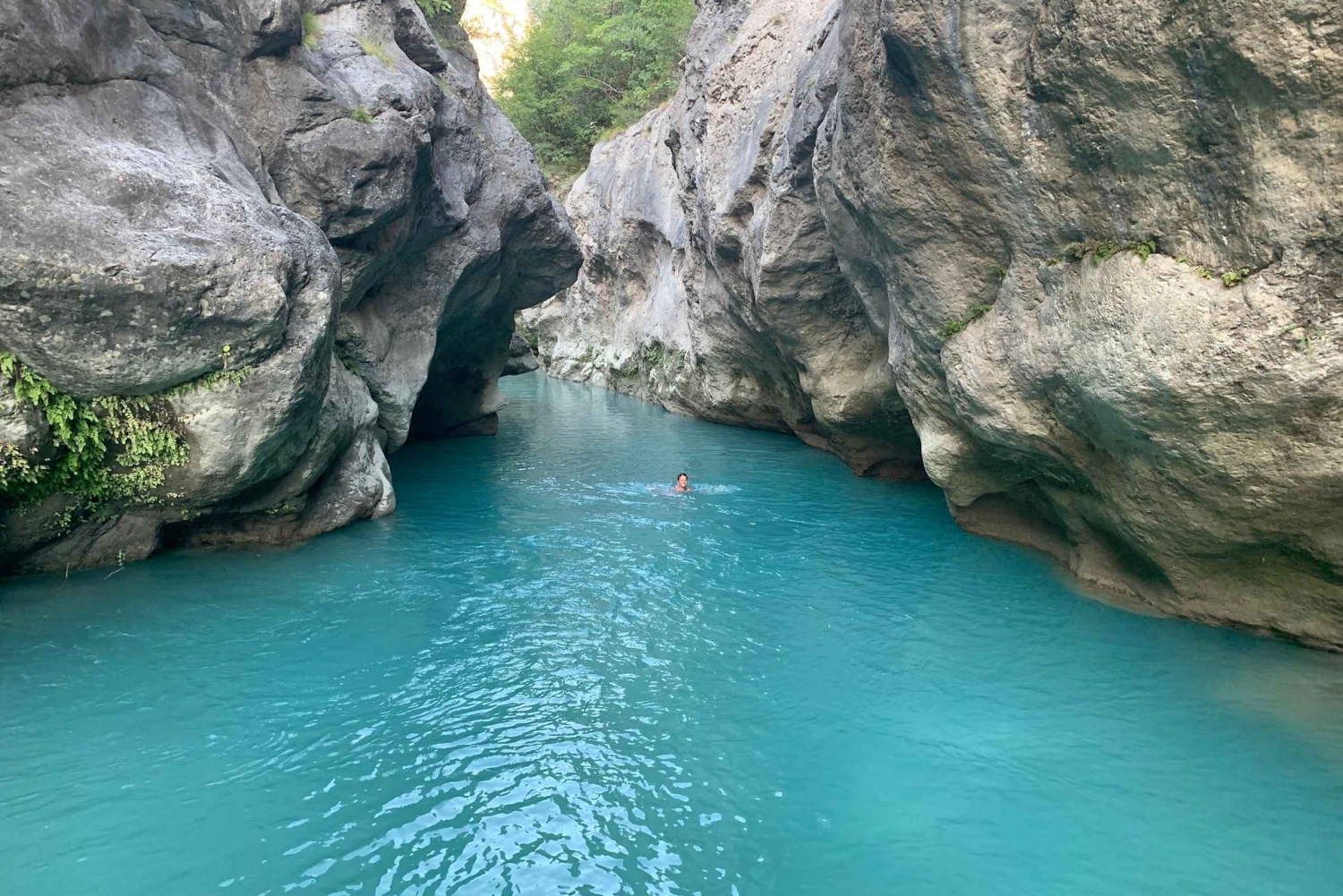 Da Tirana e Durazzo: Pëllumbas, Canyon di Erzen e Petrela