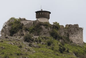 Da Tirana e Durazzo: Pëllumbas, Canyon di Erzen e Petrela