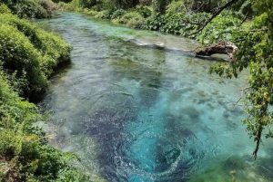 Da Tirana: Saranda, Ksamil, Tour dell'occhio blu di un giorno