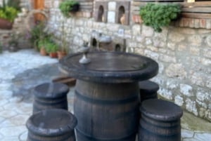 Vanuit Tirana/Durres: WIJNPROEVERIJ IN DE USSR-WIJNGAARD LIBRAZHD