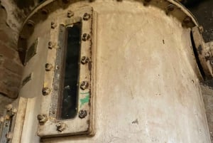 Vanuit Tirana/Durres: WIJNPROEVERIJ IN DE USSR-WIJNGAARD LIBRAZHD