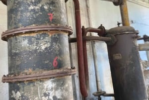 Vanuit Tirana/Durres: WIJNPROEVERIJ IN DE USSR-WIJNGAARD LIBRAZHD