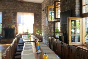 Vanuit Tirana/Durres: WIJNPROEVERIJ IN DE USSR-WIJNGAARD LIBRAZHD