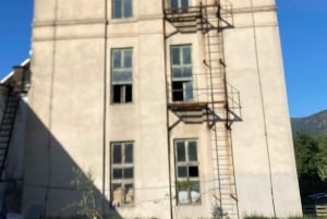 Vanuit Tirana/Durres: WIJNPROEVERIJ IN DE USSR-WIJNGAARD LIBRAZHD