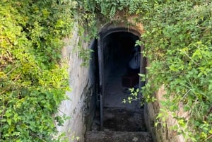 Vanuit Tirana/Durres: WIJNPROEVERIJ IN DE USSR-WIJNGAARD LIBRAZHD