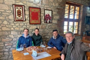 Vanuit Tirana/Durres: WIJNPROEVERIJ IN DE USSR-WIJNGAARD LIBRAZHD