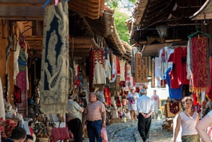 De Tirana: Viagem de 1 dia a Kruja e Durres com guia