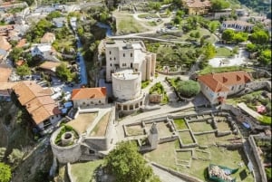 Fra Tirana: Kruja-slottet, den gamle basar og Sari Salltik-turen
