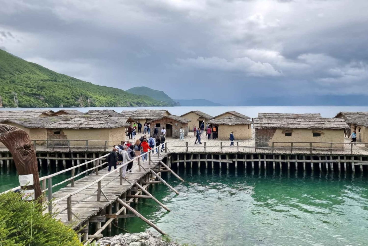 Tiranasta: Pohjois-Makedonia, Ohrid-järvi ja Saint Naum -kierros.