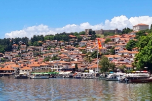 Tiranasta: Pohjois-Makedonia, Ohrid-järvi ja Saint Naum -kierros.