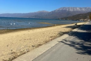 De Tirana: Lago Ohrid, Drilon, Lin, Pogradec com almoço