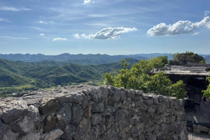 Tiranasta: Petrela-linna ja Balkanin suurin zipline