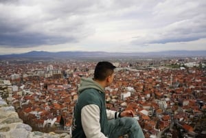 Desde Tirana: Pristina y Prizren en Kosovo Tour privado de un día