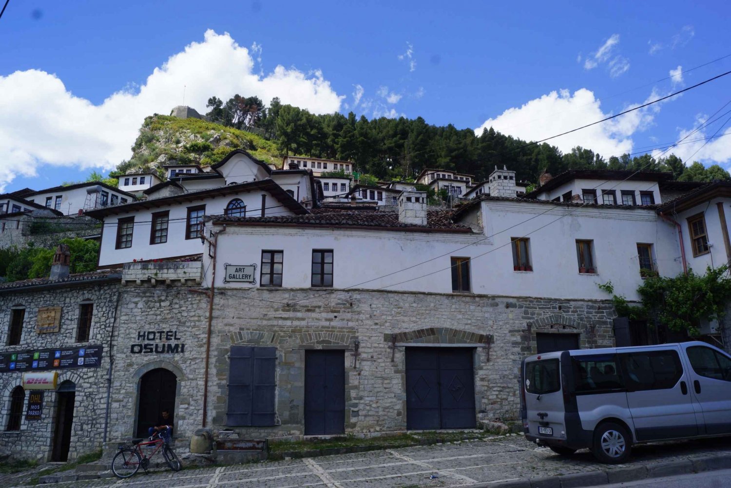 From Tirana: Private Tour of Berat City with Lunch