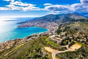 Vanuit Tirana/Durrës: Saranda, Ksamil en Blauwe ogen tour