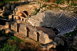 Vanuit Tirana: Sarande, Ksamil en Gjirokaster 2-daagse dagtour