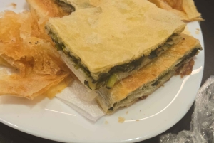 Von Tirana: Tagestour ins Dorf Theth mit Mittagessen