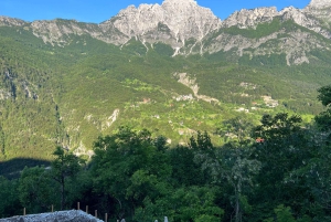 De Tirana: Parque Nacional Thethi e cidade de Shkoder, 2 dias