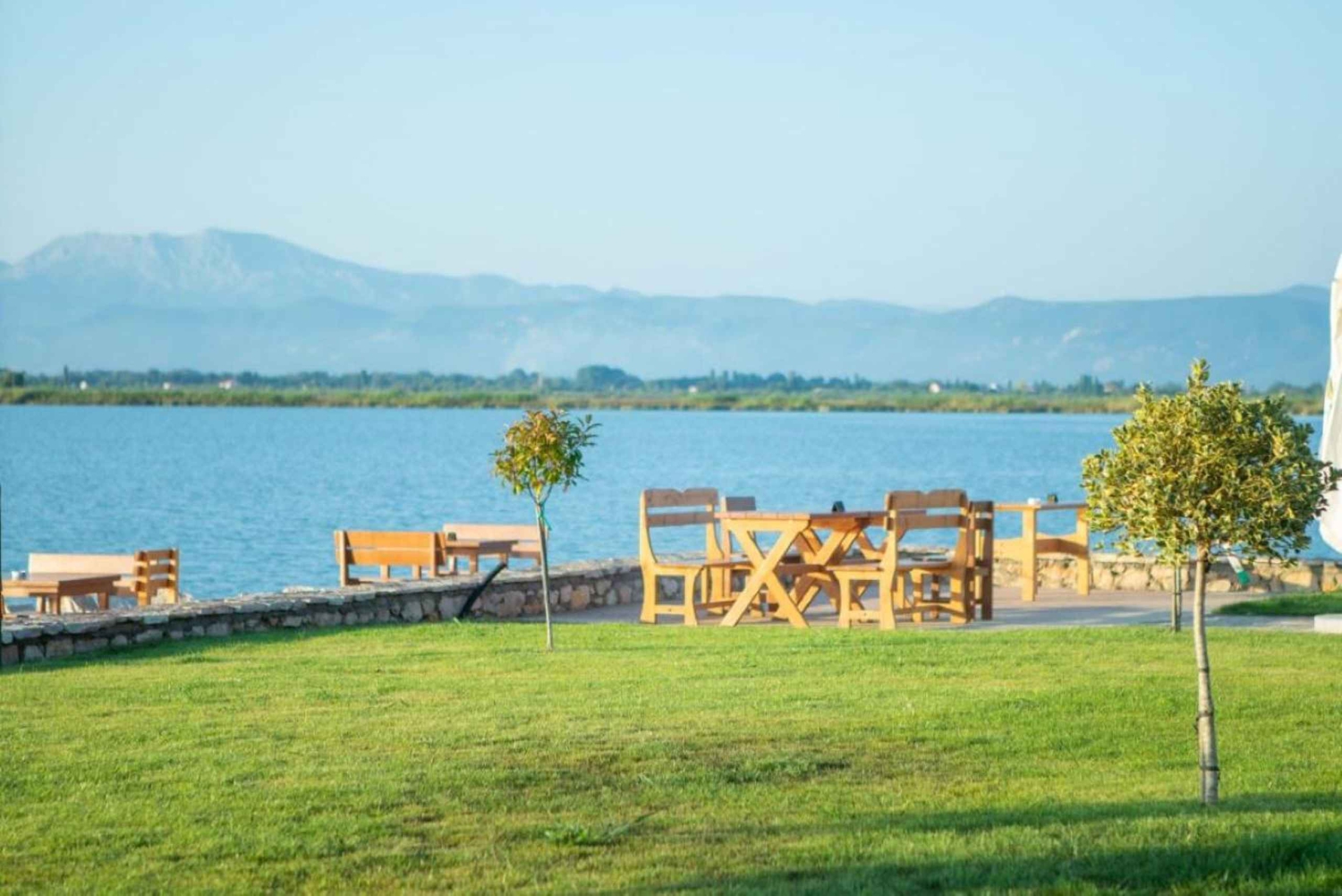 Fra Tirana: Dagstur til Ulza-sjøen og Patok-lagunen