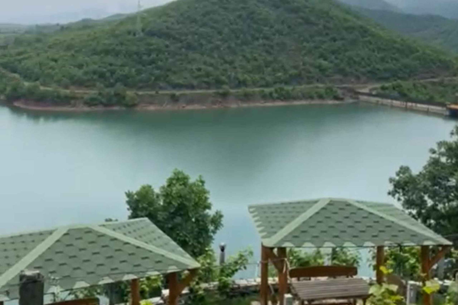 Fra Tirana: Dagstur til Ulza-sjøen og Patok-lagunen