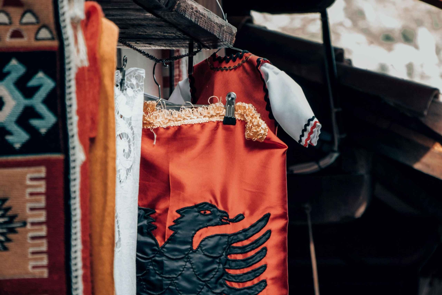 Из Тираны: посещение замка Круя и Старого базара