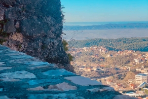 Из Тираны: посещение замка Круя и Старого базара