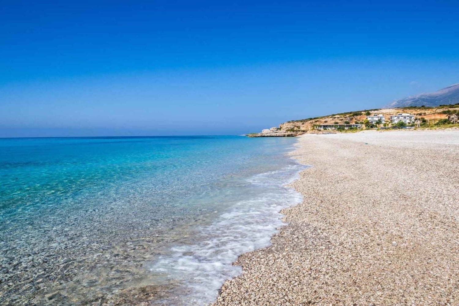 Tiranasta: Vloran kaupunki ja Zvernec-saari opastettu päiväretki