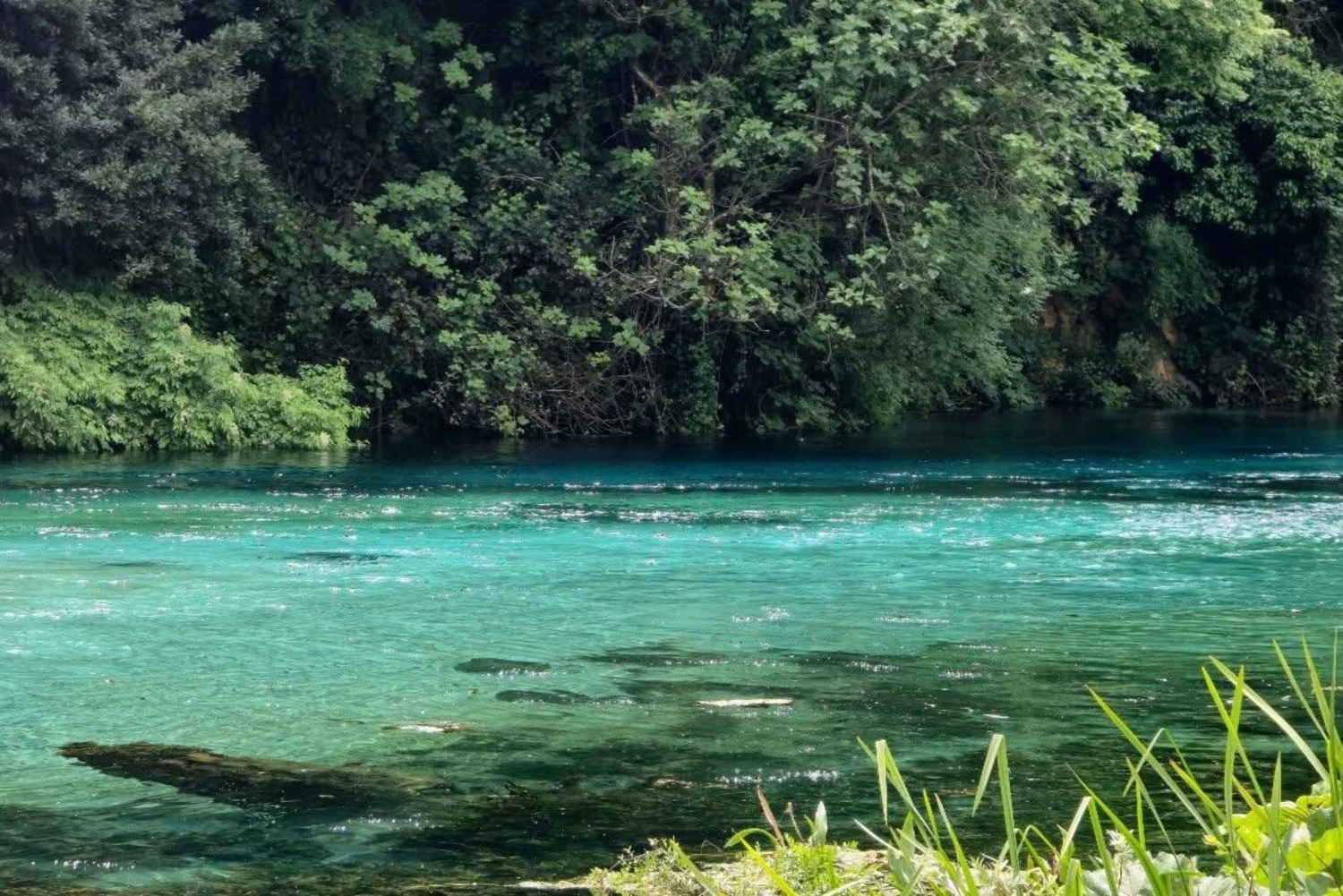 Vanuit Vlora: Tepelene Springs, Gjirokaster & Blue Eye Day Tour