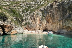 Da Valona: Grotta delle Gemme Blu e tour della Baia di Grama in motoscafo