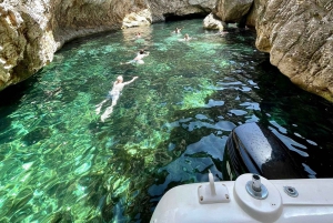 Da Valona: Grotta delle Gemme Blu e tour della Baia di Grama in motoscafo
